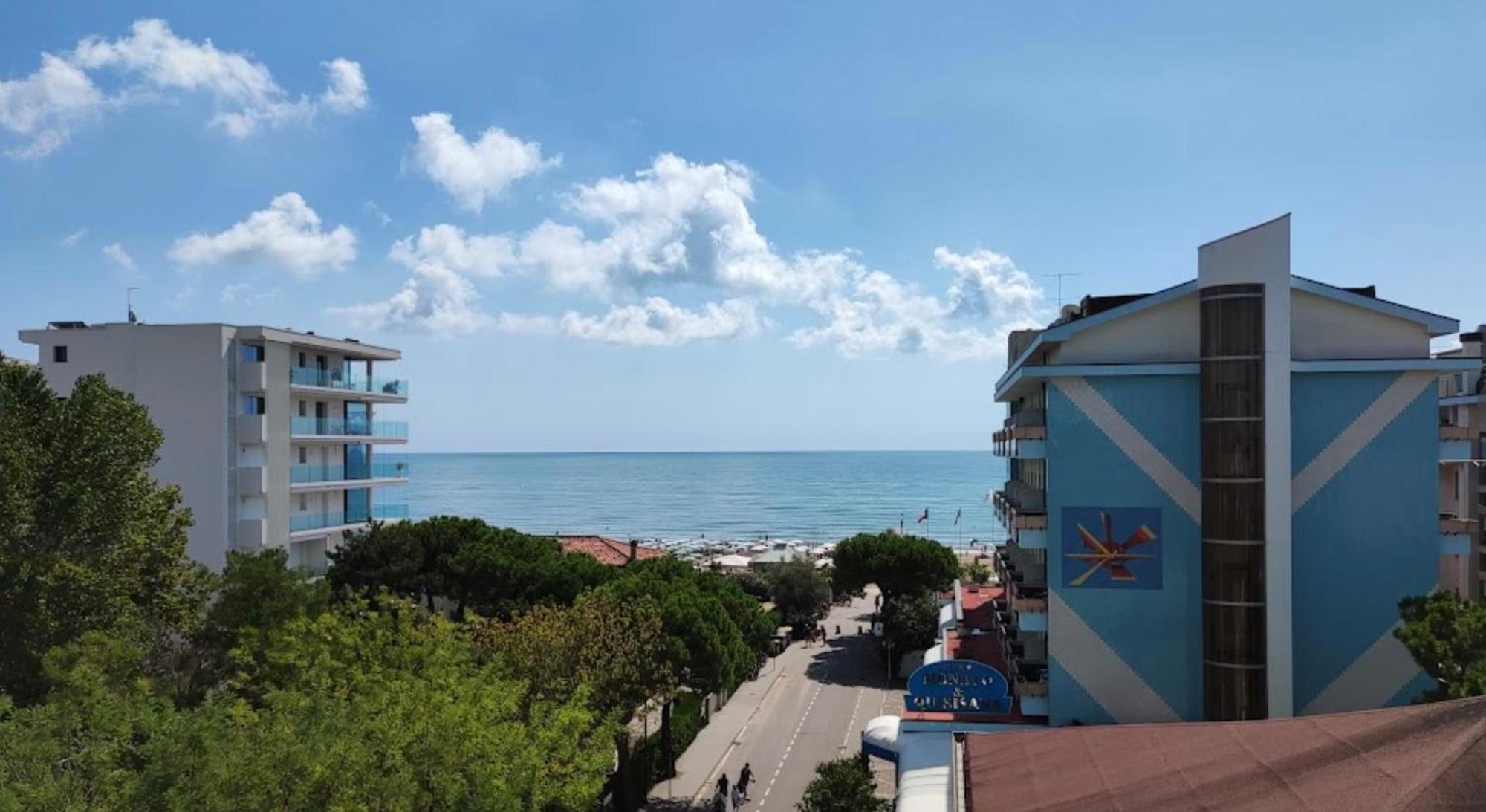Hotel Trovatore Lido di Jesolo Eksteriør billede