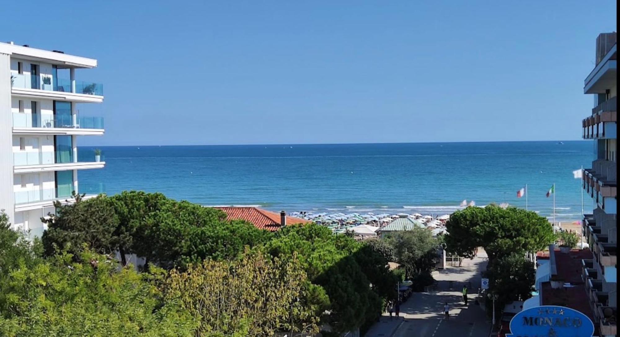 Hotel Trovatore Lido di Jesolo Eksteriør billede